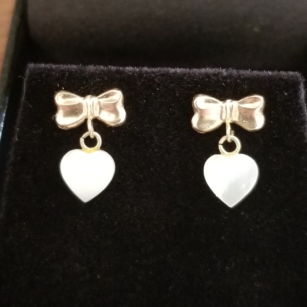 14K Mother Of Pearl Bow & Heart Earrings